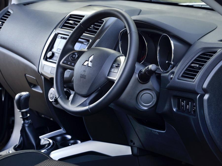  Mitsubishi ASX 2013 года  (UK) (фото 24 из 28)